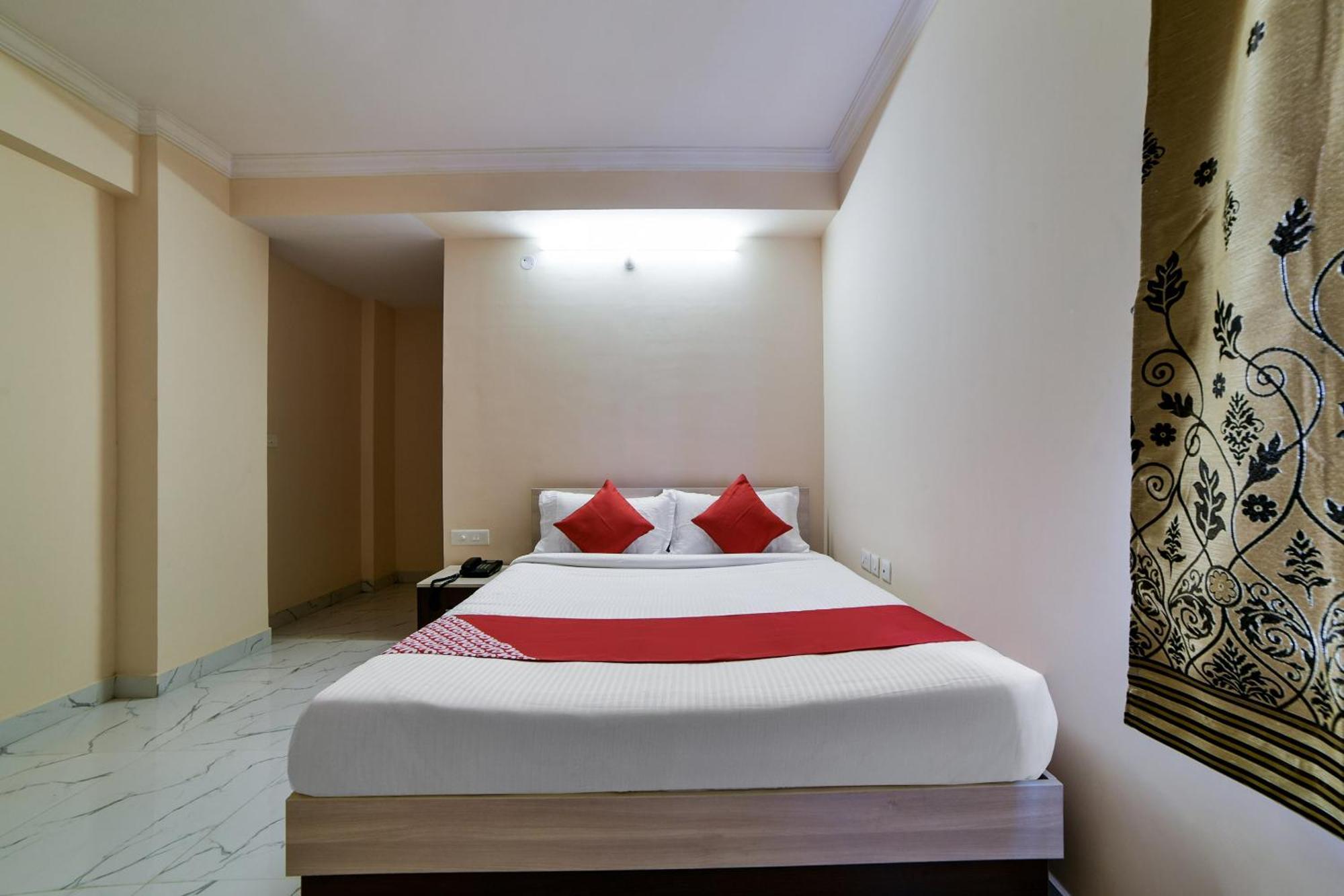Hotel O Opal Residency Hyderabad Exterior foto