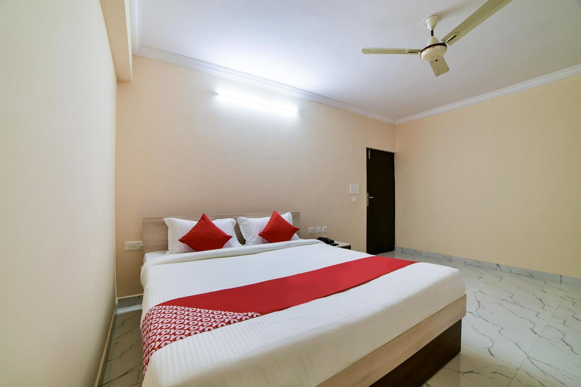 Hotel O Opal Residency Hyderabad Exterior foto
